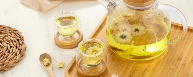 菊花茶属于热性还是凉性的饮品呢 菊花茶是热性还是凉性