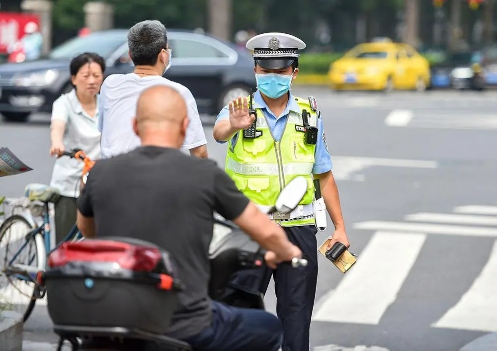 c1驾照能开什么车（手里只有C1驾照）