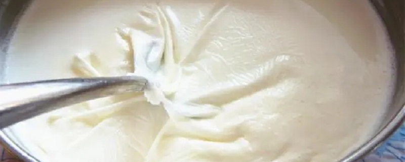 牛奶加热后的奶皮是什么成分