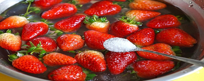 草莓怎样洗才干净