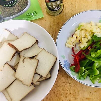 雪菜豆干小菜做法（老妈做的东古家味美食）