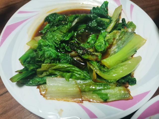 鸡腿的家常做法鸡腿炖香菇土豆（鸡腿炖土豆宽粉）