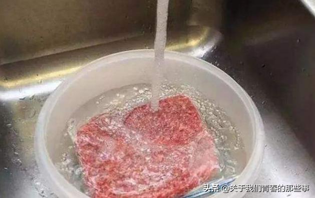 一分钟解冻肉的方法（不管解冻什么肉）