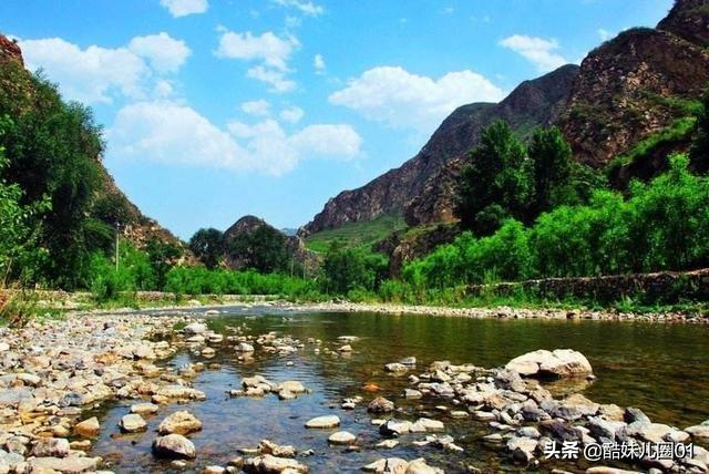 秋季京郊自驾一日游最佳去处（自驾北京百里左右3个有山有水人少景美好地方）