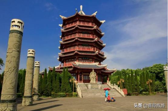 成都必去的十大景点（四川南充市十大景区有哪些）