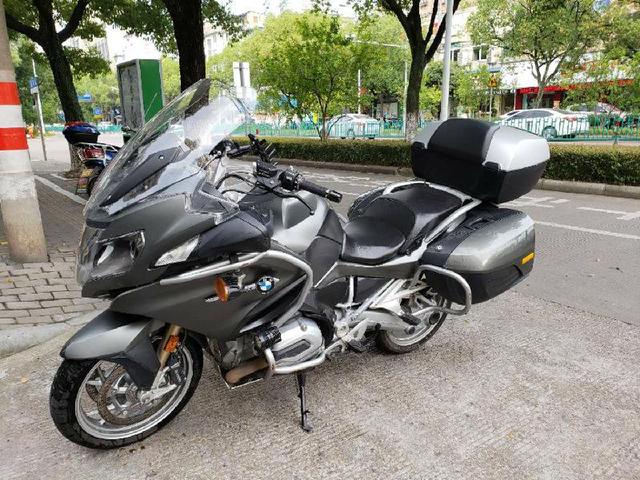 宝马r1200rt评测新款（世界顶级旅行车宝马R1200RT）