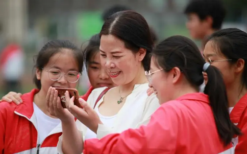 刚参加完高考的出去玩算学生票吗,2023高考完景点可以买学生票吗