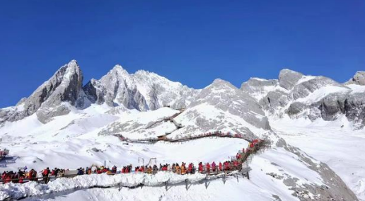 爬完玉龙雪山发烧正常吗3