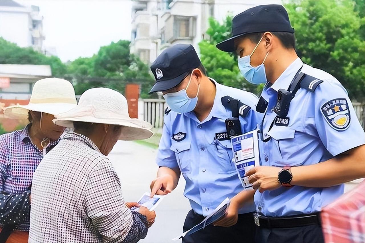 辅警跟协警比哪个更高端（辅警转正式警察难不难）