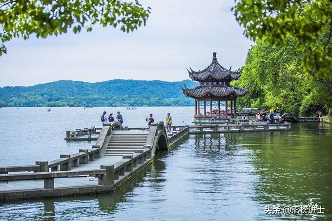 适合老年人旅游（适合中老年人旅游的6座城市）