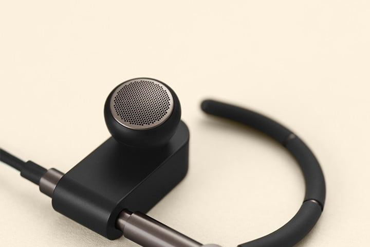 Bang & Olufsen 经典无线入耳式耳机 Earset 再现