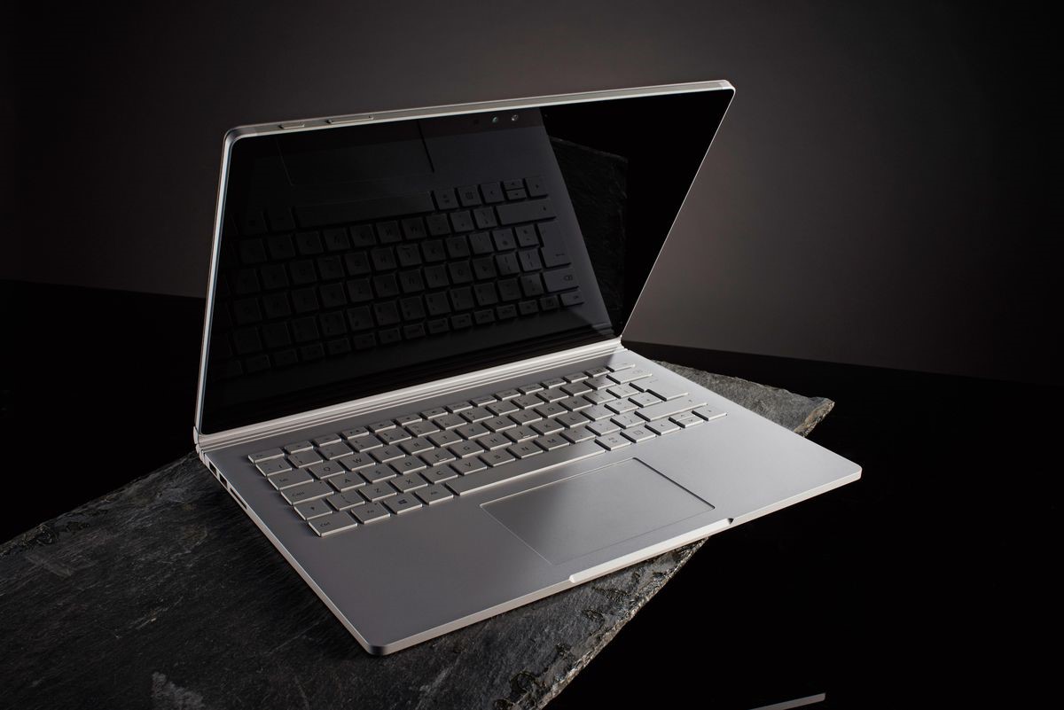 微软Microsoft Surface Book 3，适合图片处理编辑的二合一笔记本电脑