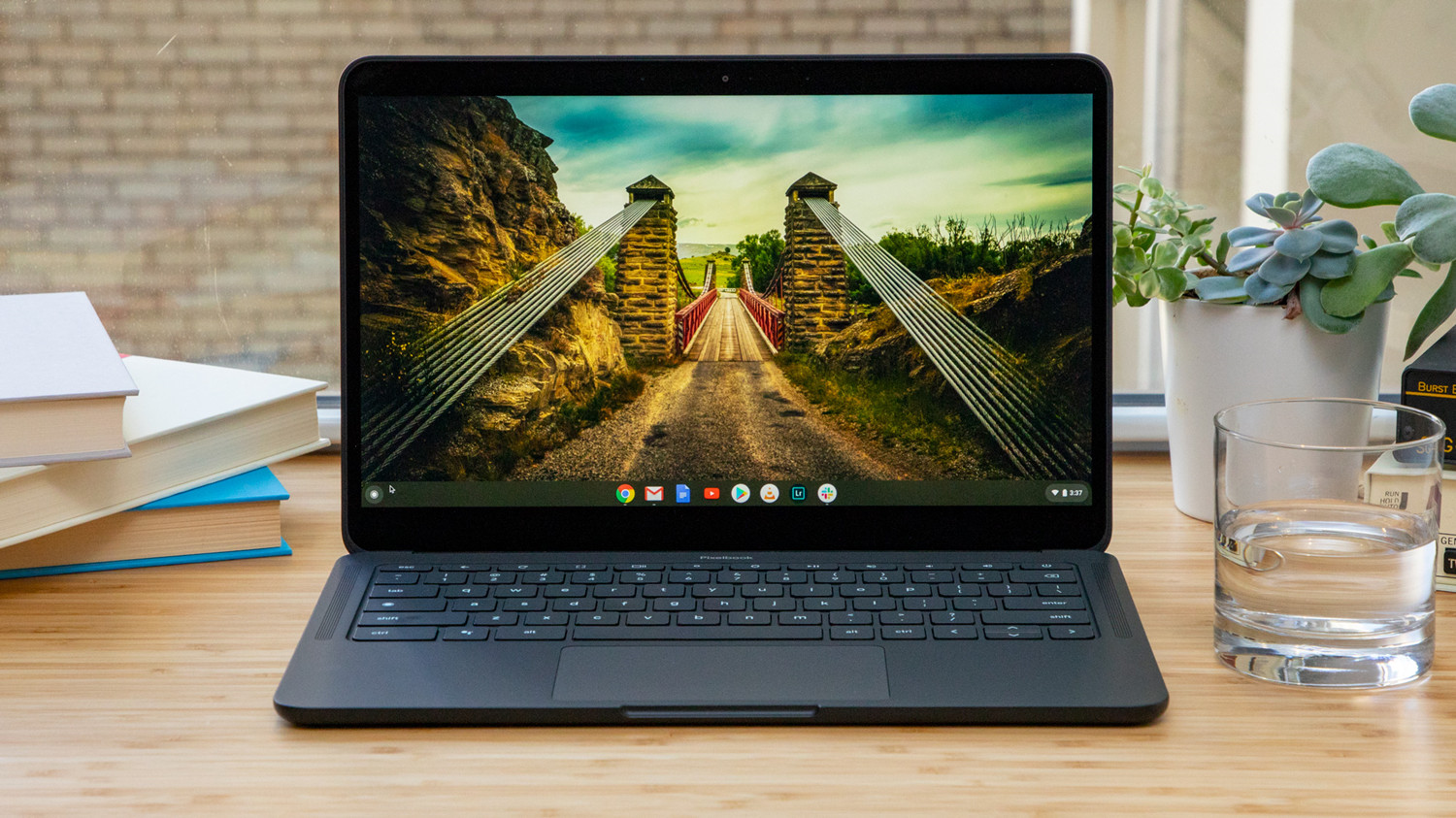 Google Pixelbook Go，适合旅行的便携Chromebook笔记本电脑