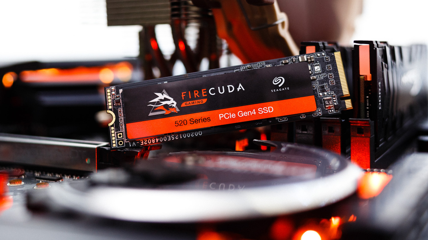 希捷FireCuda 520，支持PCIe 4.0的入门级SSD固态硬盘