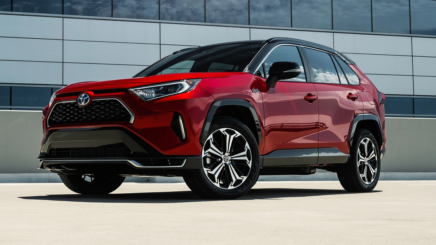 2021年最畅销的插电式混合动力车，丰田RAV4 Prime