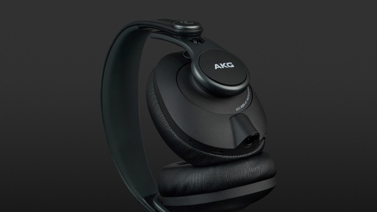 AKG K371-BT头戴式耳机，高品质便携式录音室监听器