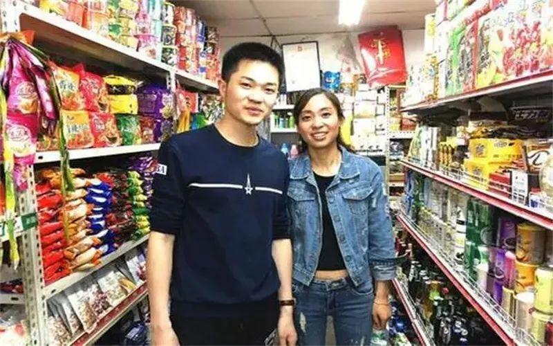 现在开什么实体店比较有前景（夫妻档开什么实体店好赚钱）