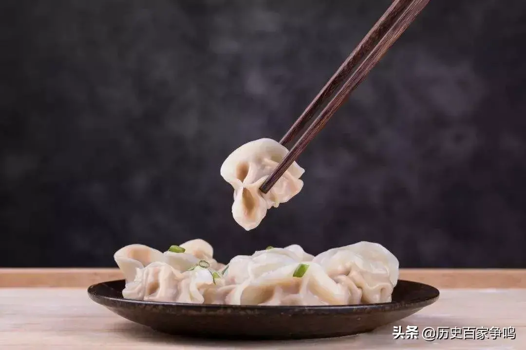 过年吃饺子的寓意是什么（吃饺子的风俗由来）