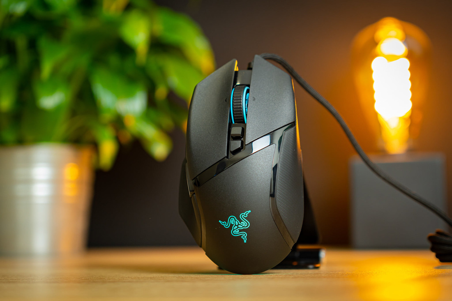 2022年优秀的游戏人体工学鼠标：Razer Basilisk V3