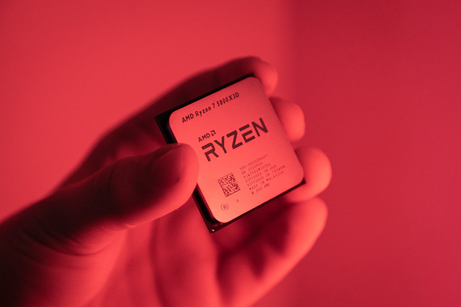 AMD Ryzen 7 5800X3D，可能是目前世界上最快游戏CPU