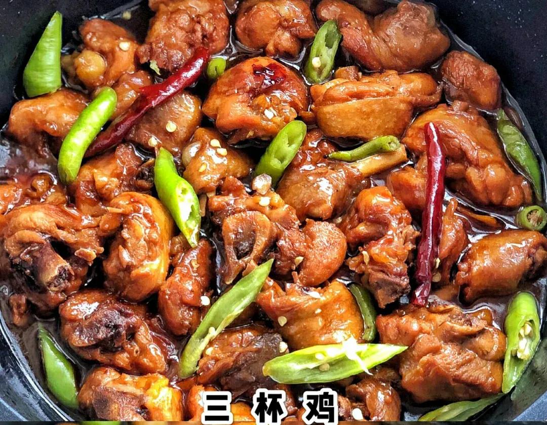 三杯鸡为什么叫三杯鸡（三杯鸡都是什么三杯是什么）