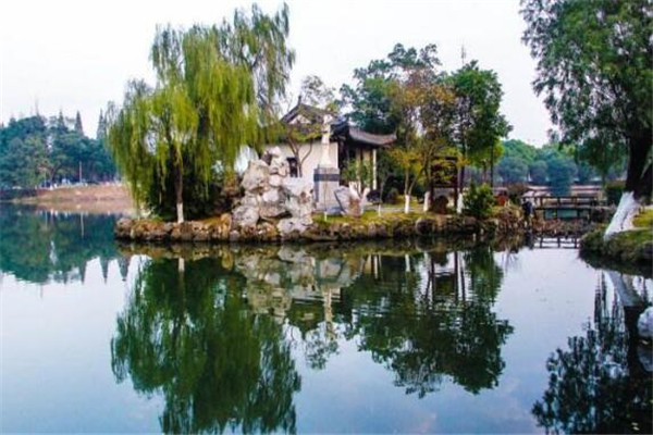 安徽安庆附近的旅游城市有哪些