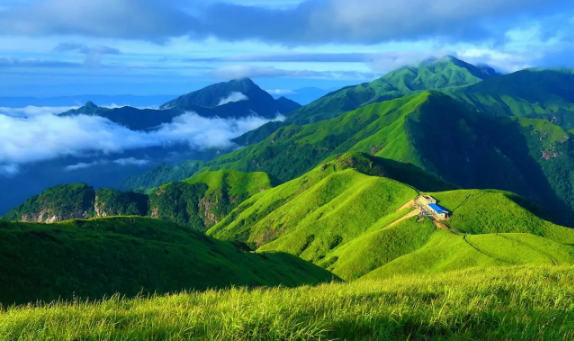 去武功山的路好开吗（自驾武功山的路好走吗）