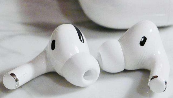 airpods2降噪打开教程