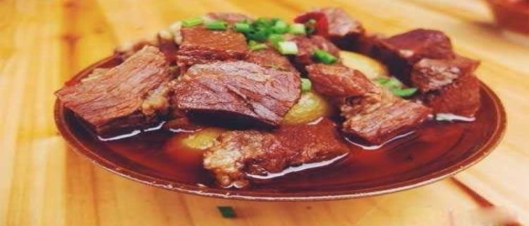 红烧牛肉怎么做好吃 红烧牛肉用大火还是中火